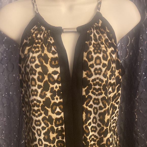 Leopard print top - Picture 2 of 4
